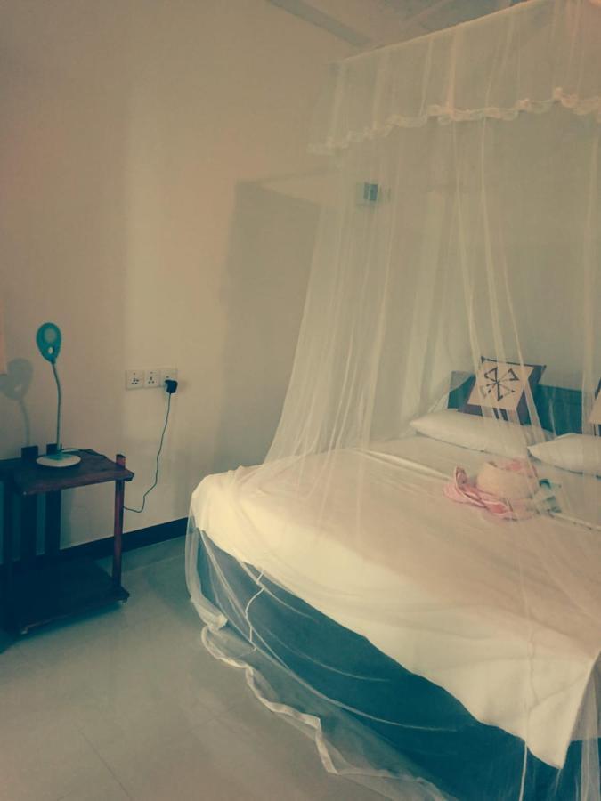 Dulmini Homestay Ella Bagian luar foto